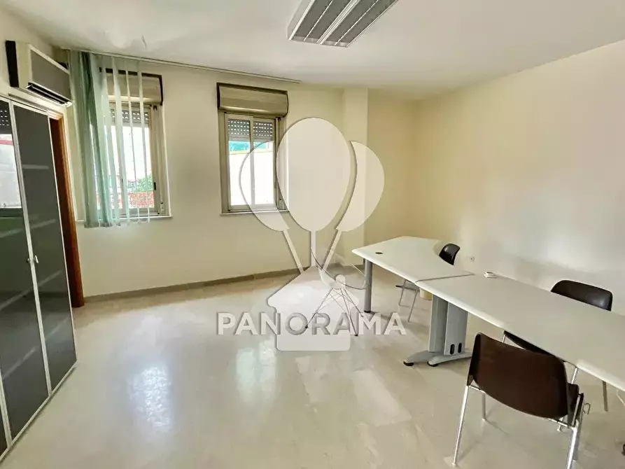 Immagine 4 di Castello in affitto  in Via Catania a Palermo