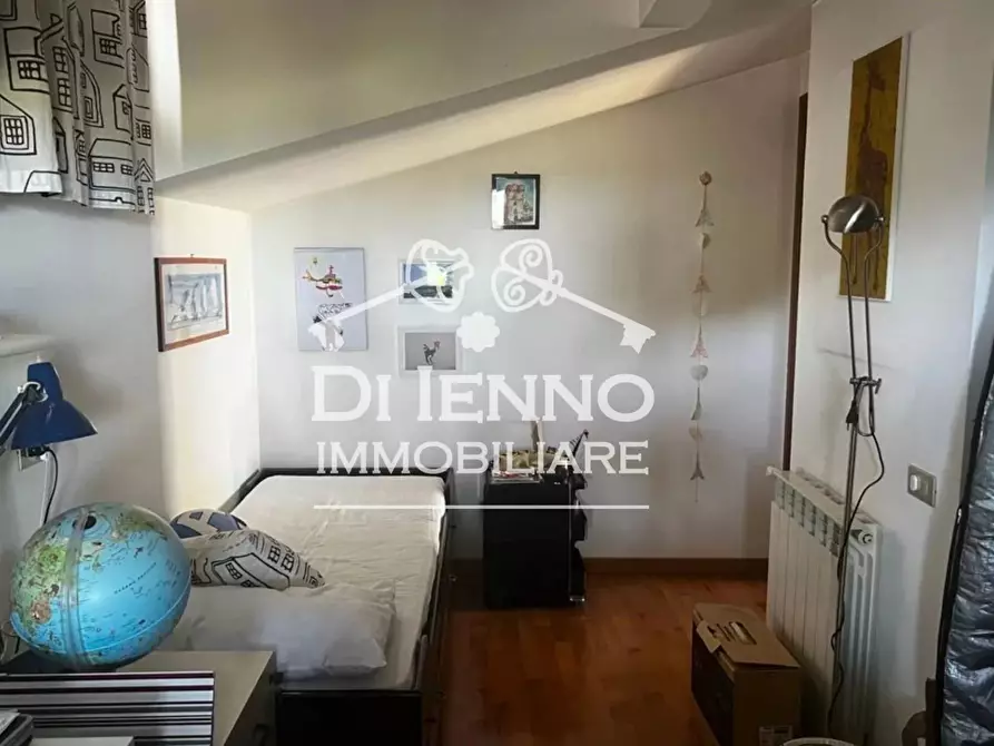 Immagine 15 di Casa trifamiliare in affitto  a Roma