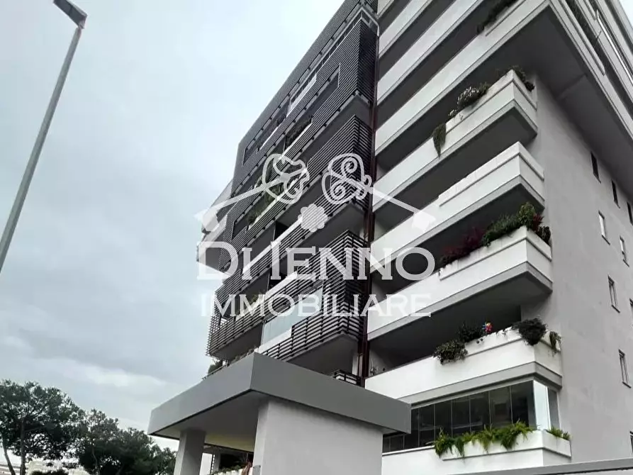 Immagine 4 di Casa trifamiliare in affitto  in Via Vitaliano Brancati a Roma