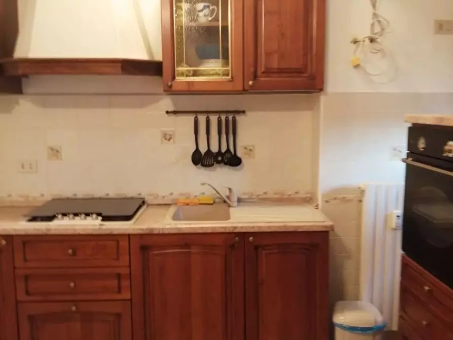 Immagine 11 di Casa trifamiliare in affitto  a Milano