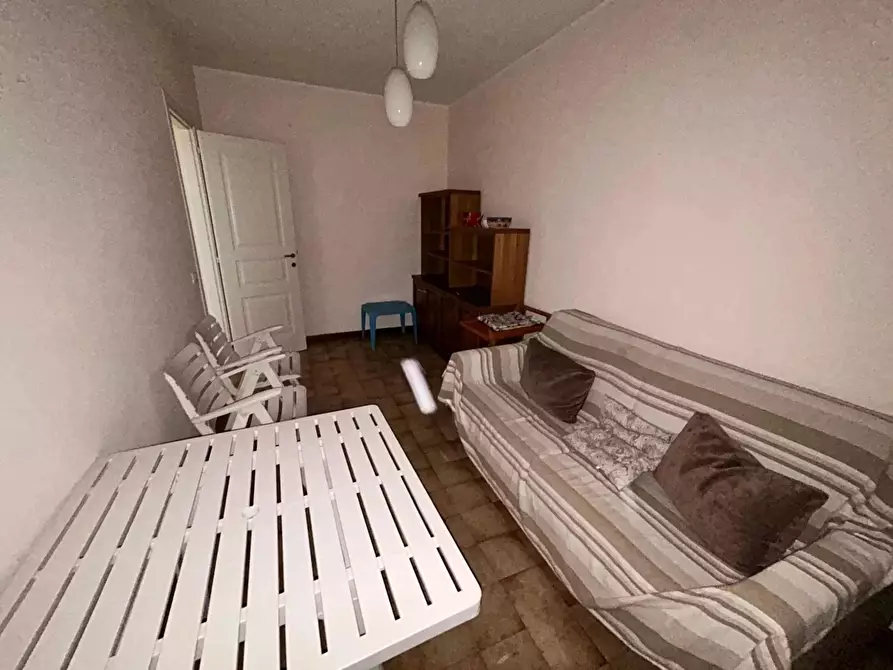 Immagine 6 di Casa trifamiliare in affitto  a Ventimiglia