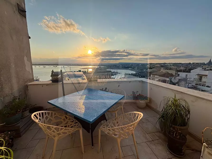 Immagine 14 di Casa trifamiliare in vendita  in Via della Amalfitania a Siracusa