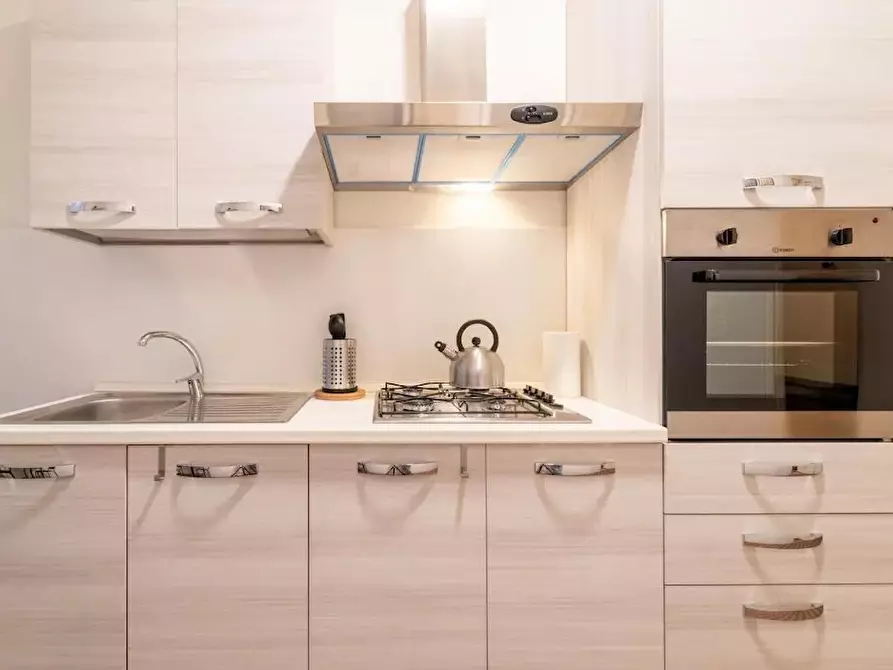 Immagine 7 di Casa trifamiliare in vendita  in Via Brogeda, 10b a Como