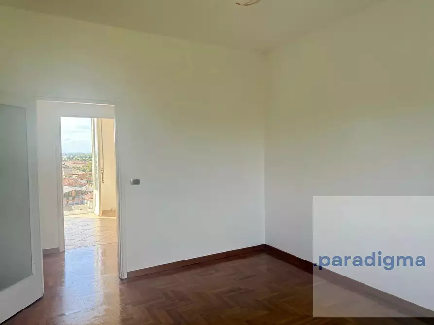 Immagine 10 di Casa trifamiliare in vendita  a Sale