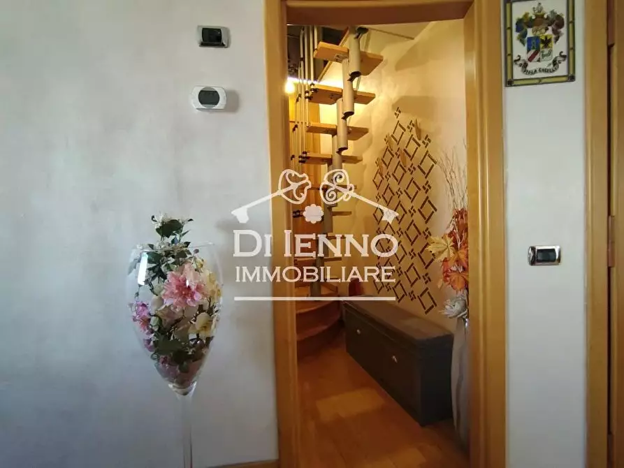 Immagine 12 di Casa trifamiliare in vendita  in Via Mongardino a Roma