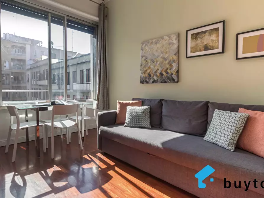 Immagine 2 di Casa trifamiliare in vendita  in Corso di Porta Nuova, 52 a Milano