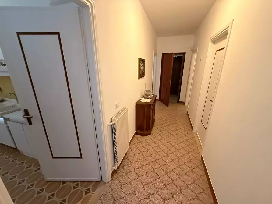 Immagine 8 di Casa trifamiliare in affitto  a Ventimiglia