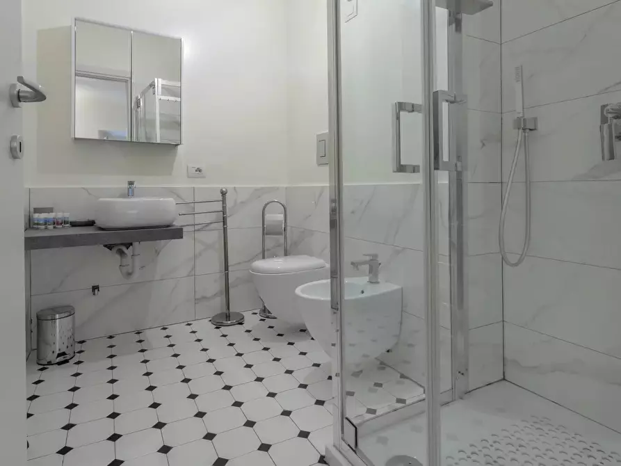 Immagine 21 di Casa trifamiliare in affitto  in Via Pontaccio, 2 a Milano
