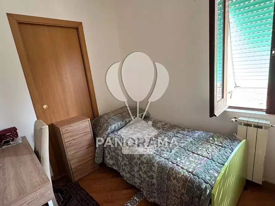 Immagine 11 di Casa trifamiliare in vendita  in Via Edison a Alcamo