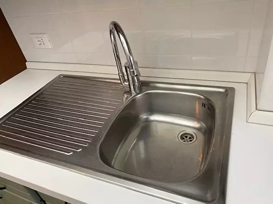 Immagine 21 di Casa trifamiliare in affitto  in VIA RONCHI a Milano