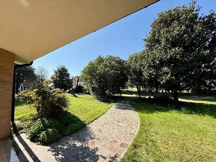 Immagine 2 di Terreno edificabile in vendita  a Refrontolo