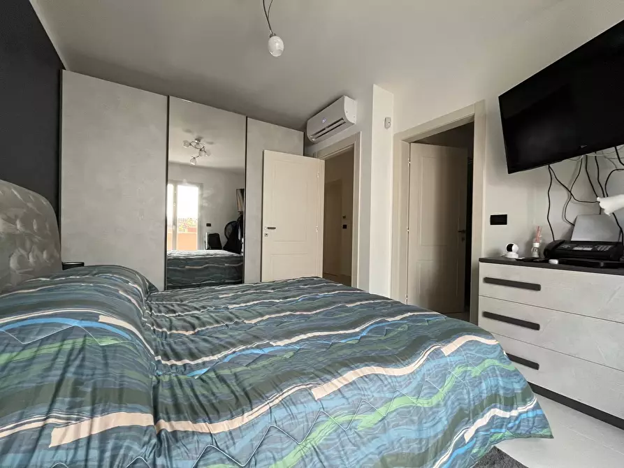 Immagine 11 di Casa trifamiliare in vendita  in Via Parma a Chiavari