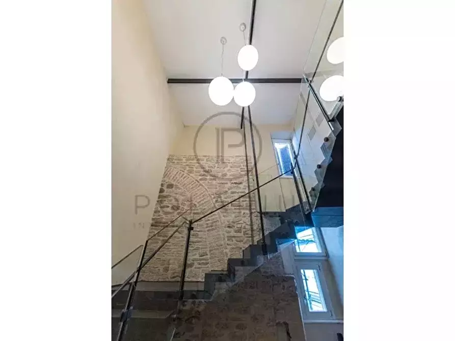 Immagine 40 di Attico in vendita  in staffolo a Staffolo