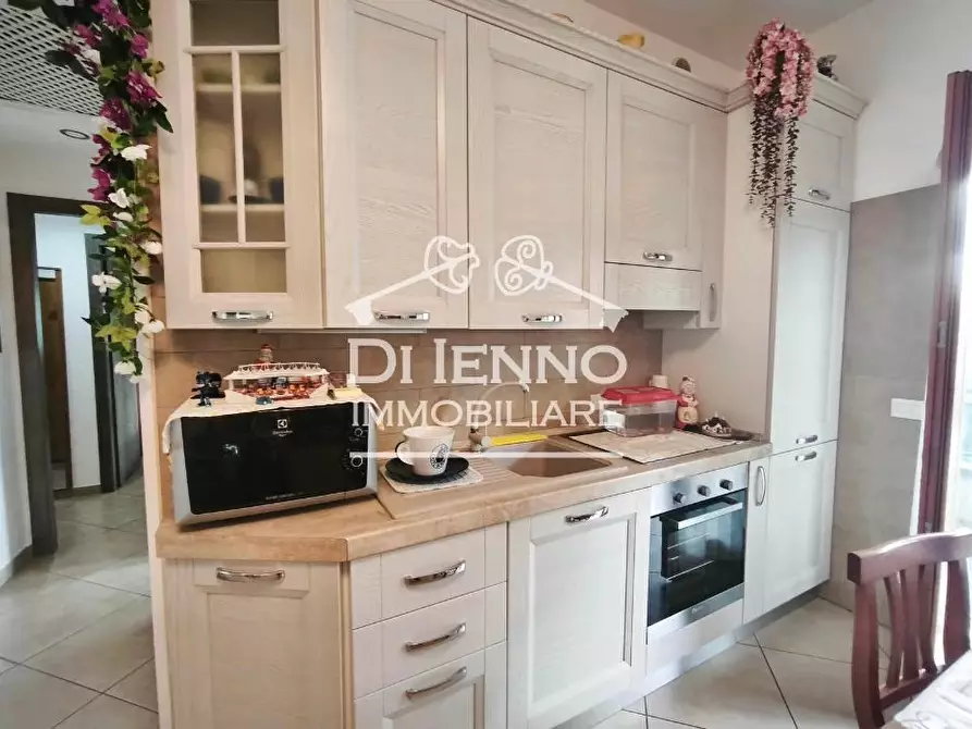 Immagine 25 di Casa trifamiliare in vendita  in Largo Ines Bedeschi a Roma