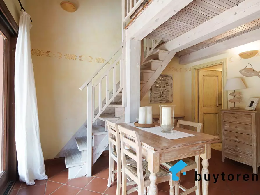 Immagine 7 di Casa trifamiliare in vendita  in Piazza Ginestre a Olbia