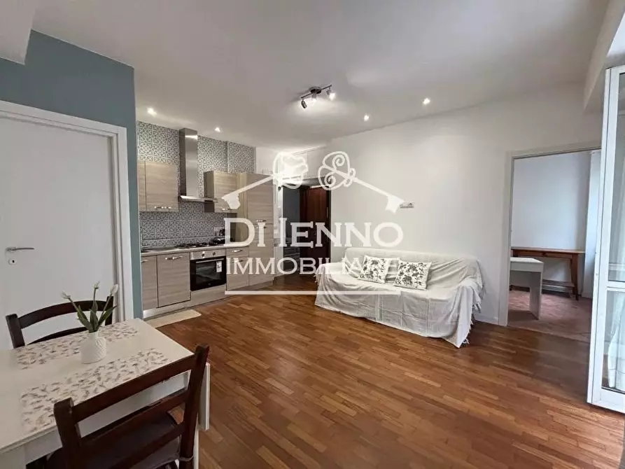 Immagine 9 di Casa trifamiliare in vendita  in Via del Trullo a Roma