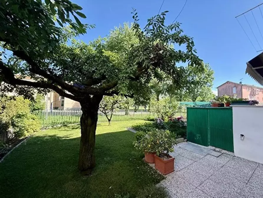 Immagine 24 di Terreno edificabile in vendita  a Conegliano