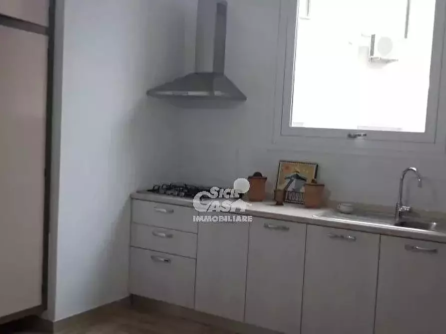 Immagine 7 di Casa trifamiliare in affitto  a Marsala