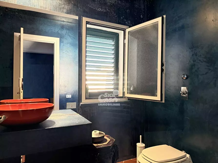 Immagine 34 di Casa trifamiliare in affitto  a Marsala