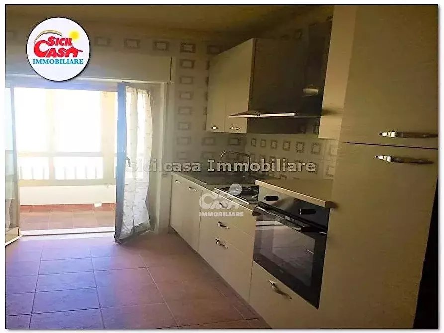 Immagine 5 di Casa trifamiliare in vendita  a Marsala