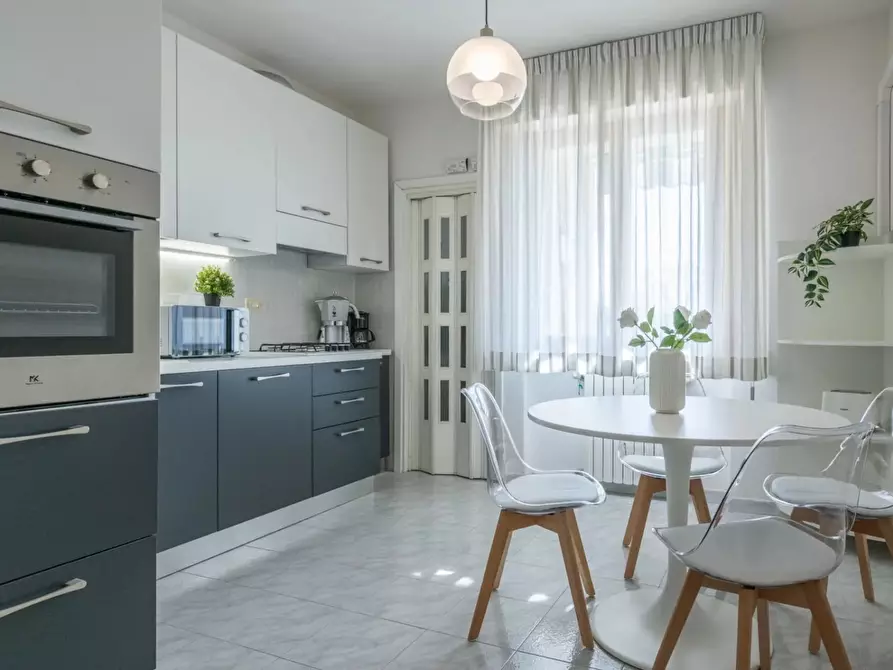 Immagine 7 di Casa trifamiliare in vendita  in Via Spartaco Lavagnini, 6 a Rosignano Marittimo