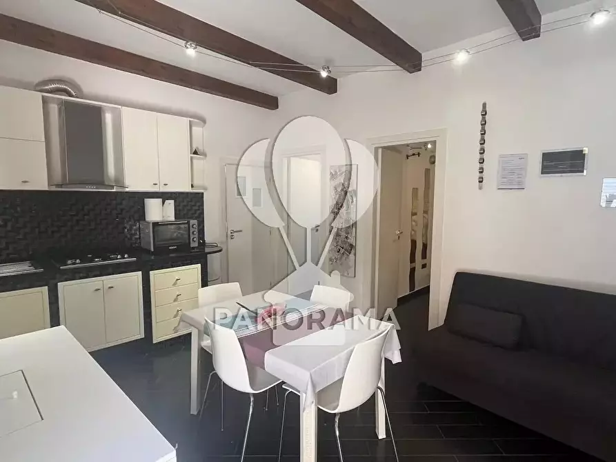 Immagine 29 di Casa trifamiliare in vendita  in Via Lepanto 27 a Balestrate