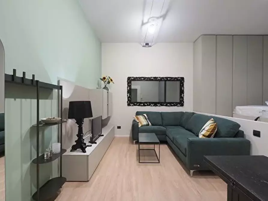 Immagine 4 di Casa trifamiliare in affitto  in VIA LUIGI CAGNOLA , 6. a Milano