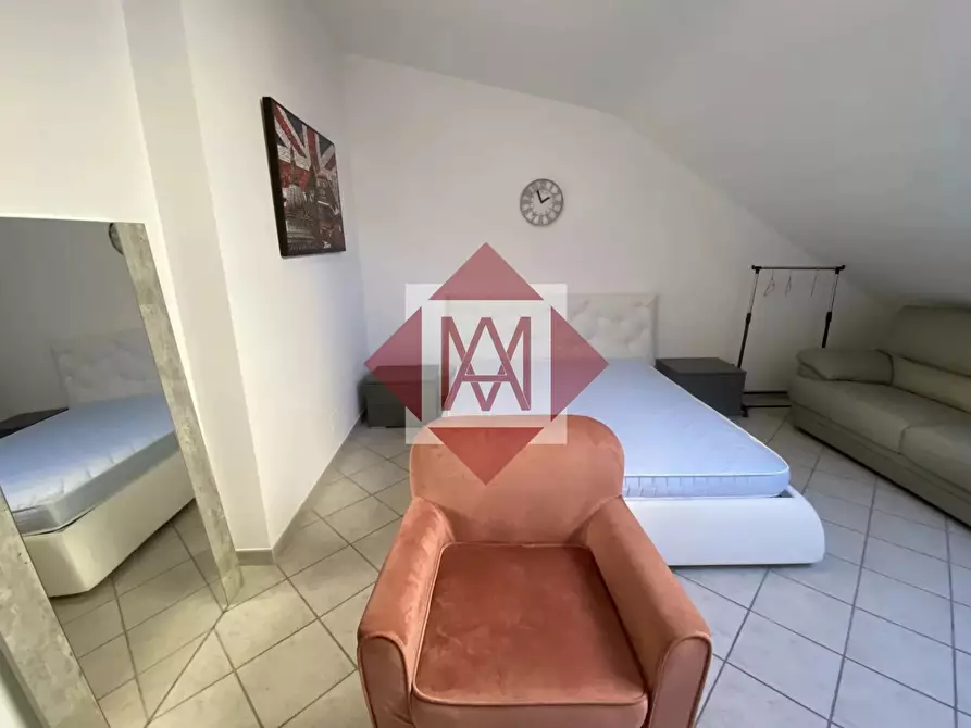 Immagine 1 di Casa trifamiliare in vendita  in Via Ruffini, 17 a Ventimiglia