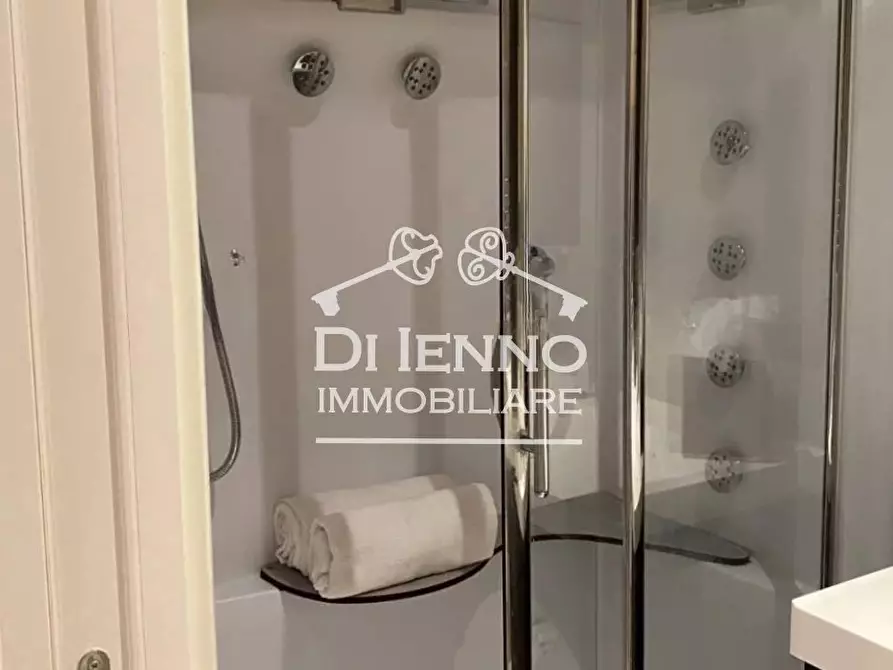 Immagine 11 di Casa trifamiliare in affitto  in Via Leopoldo Ruspoli a Roma