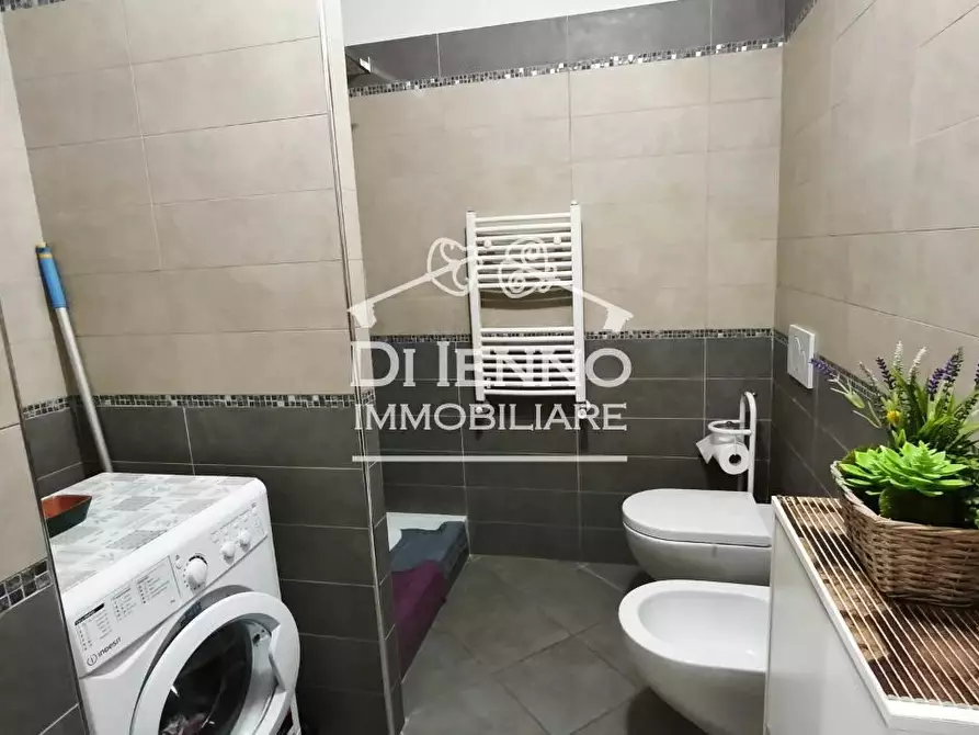 Immagine 34 di Casa trifamiliare in vendita  in Largo Ines Bedeschi a Roma