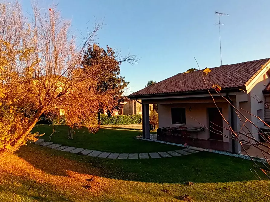 Immagine 73 di Terreno edificabile in vendita  a Refrontolo