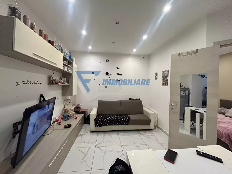 Immagine 2 di Casa trifamiliare in vendita  in Via Formide a Siracusa