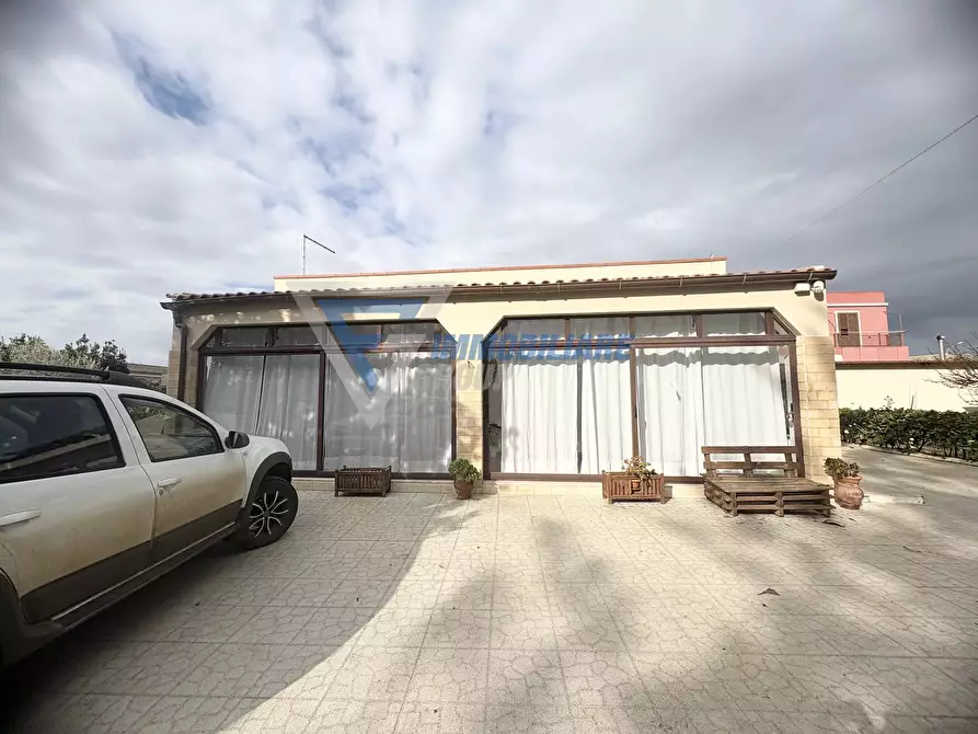 Immagine 3 di Terreno edificabile in vendita  in VIA FILICUDI a Siracusa