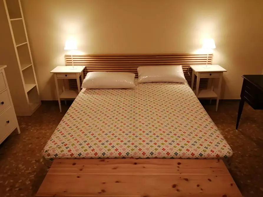 Immagine 2 di Casa trifamiliare in affitto  in Via Eugenio Carpi 38 a Milano