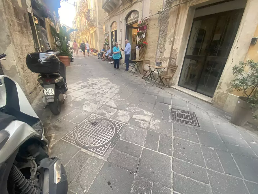 Immagine 1 di Attico in vendita  in via della giudecca a Siracusa