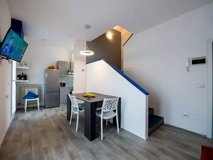 Immagine 27 di Casa trifamiliare in vendita  a Cattolica