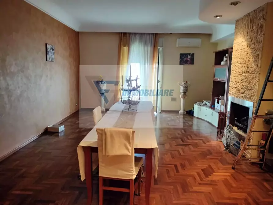 Immagine 3 di Casa trifamiliare in vendita  in Via Monte Rosa a Siracusa