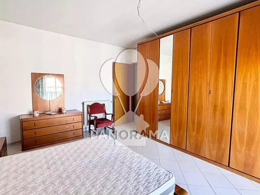 Immagine 9 di Casa trifamiliare in vendita  in Via Gaetano Martino a Alcamo