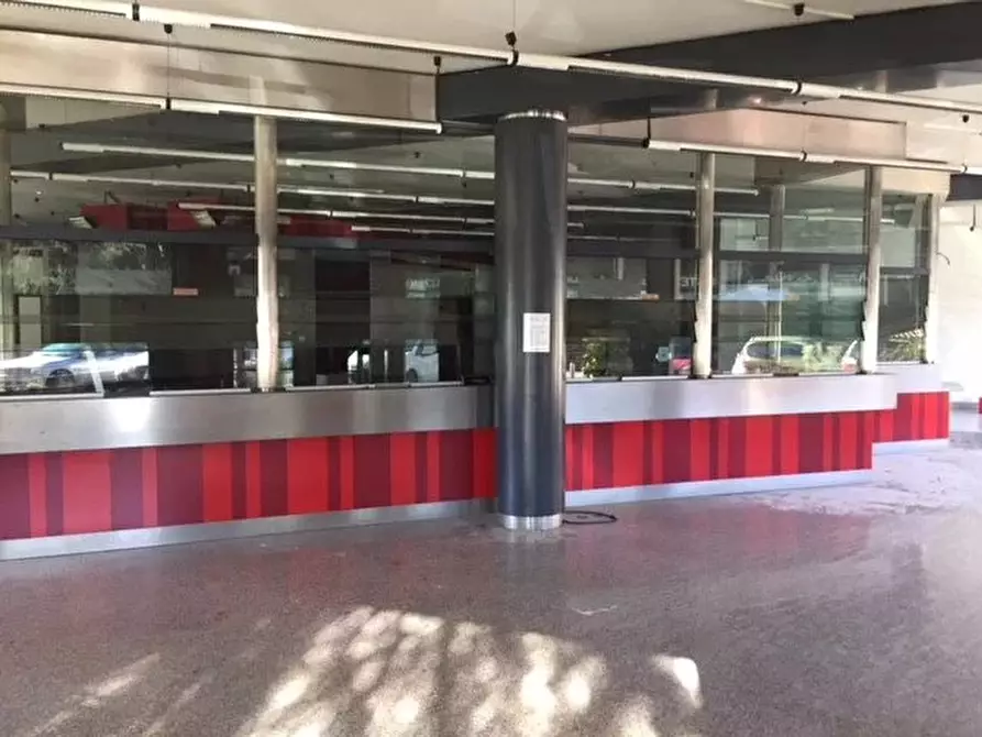 Immagine 7 di Attico in vendita  a Bernate Ticino