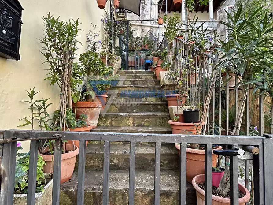 Immagine 2 di Casa trifamiliare in vendita  in VIA MIRABELLA a Siracusa