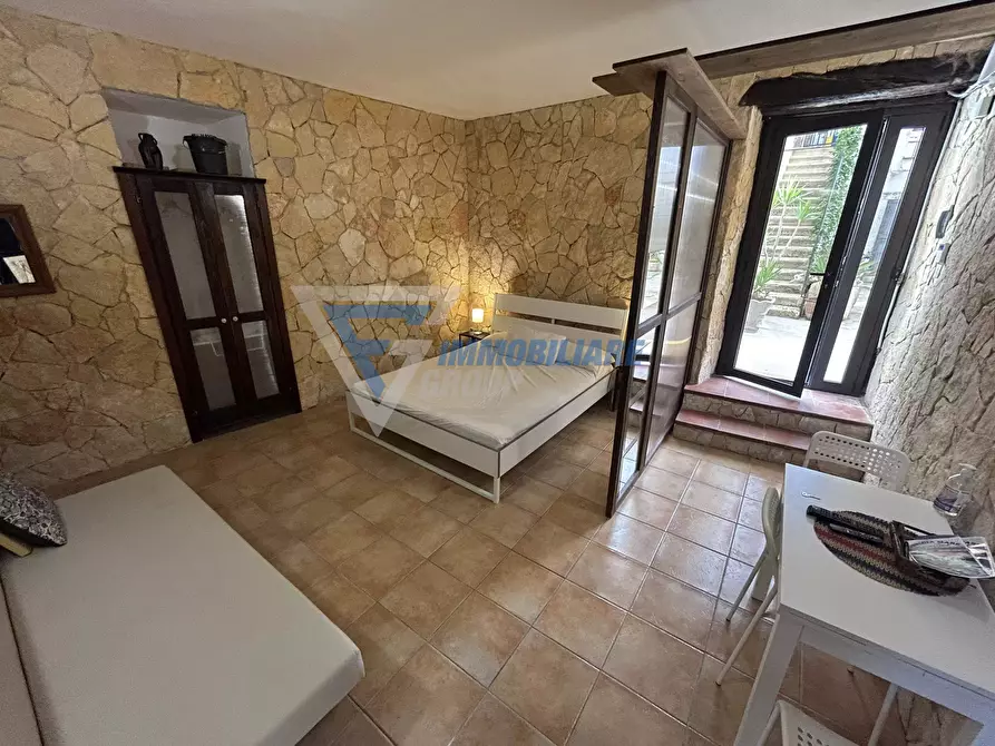 Immagine 10 di Casa trifamiliare in vendita  in via mirabella a Siracusa