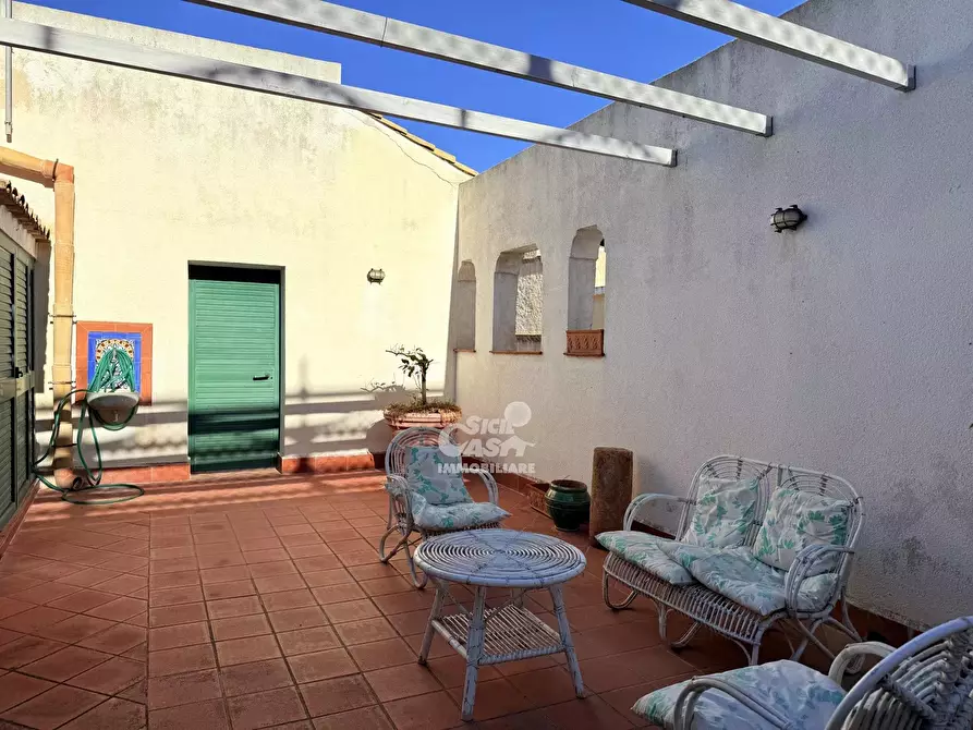 Immagine 13 di Casa trifamiliare in affitto  a Marsala