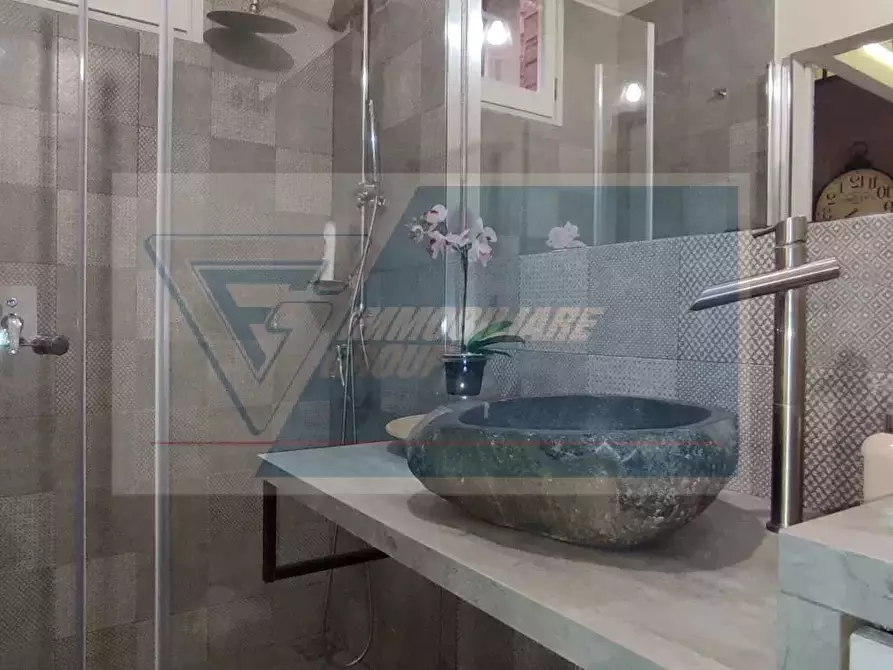 Immagine 13 di Casa trifamiliare in vendita  in Via Cavour a Siracusa