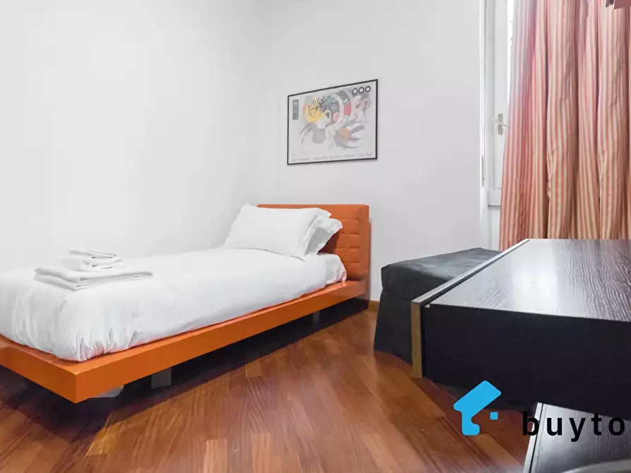 Immagine 16 di Casa trifamiliare in vendita  in Corso Cristoforo Colombo, 1 a Milano