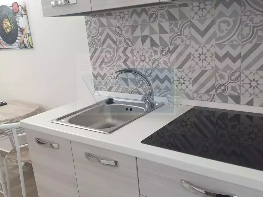 Immagine 9 di Casa trifamiliare in vendita  in Via Formide a Siracusa