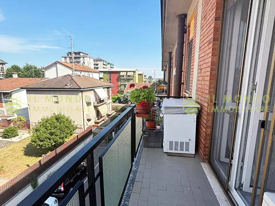 Immagine 6 di Casa trifamiliare in vendita  a Melegnano