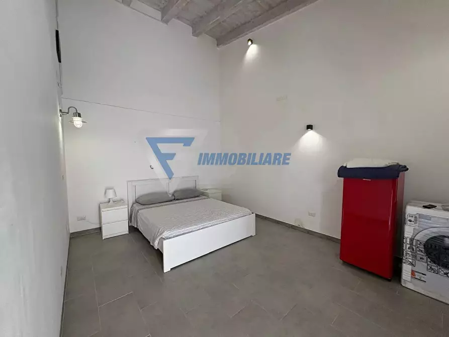 Immagine 3 di Casa trifamiliare in vendita  in Via Giuseppe Privitera a Siracusa
