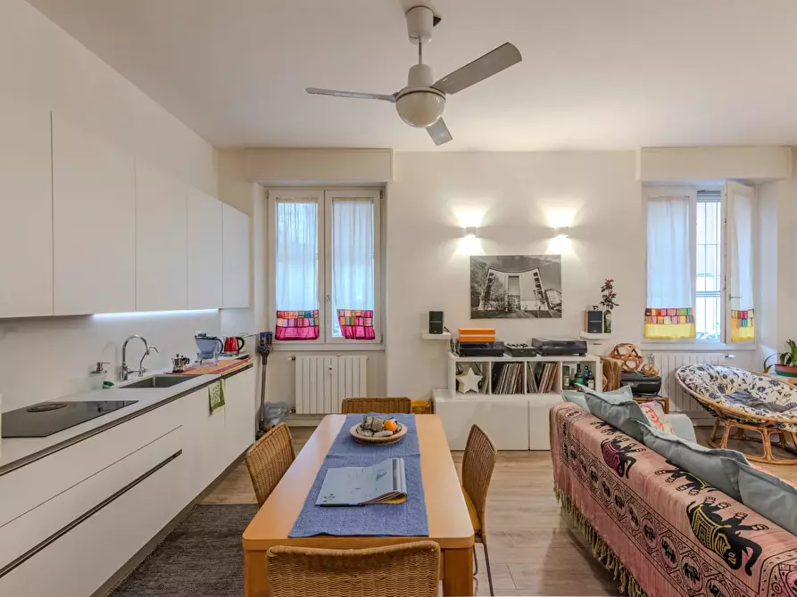 Immagine 4 di Casa trifamiliare in vendita  a Milano