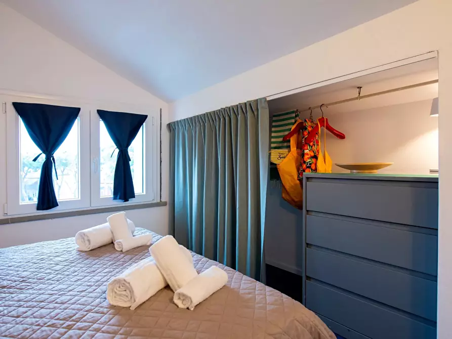 Immagine 15 di Casa trifamiliare in vendita  a Cattolica