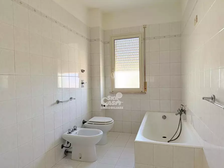 Immagine 19 di Casa trifamiliare in vendita  a Marsala